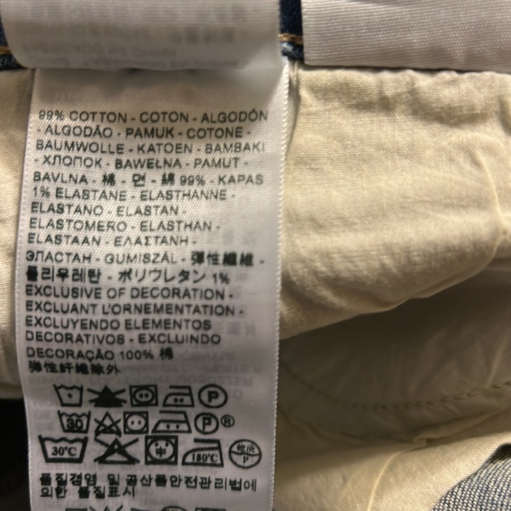 LEVI’s 505 straight leg Jeans. Size 6M - Picture 5 of 5